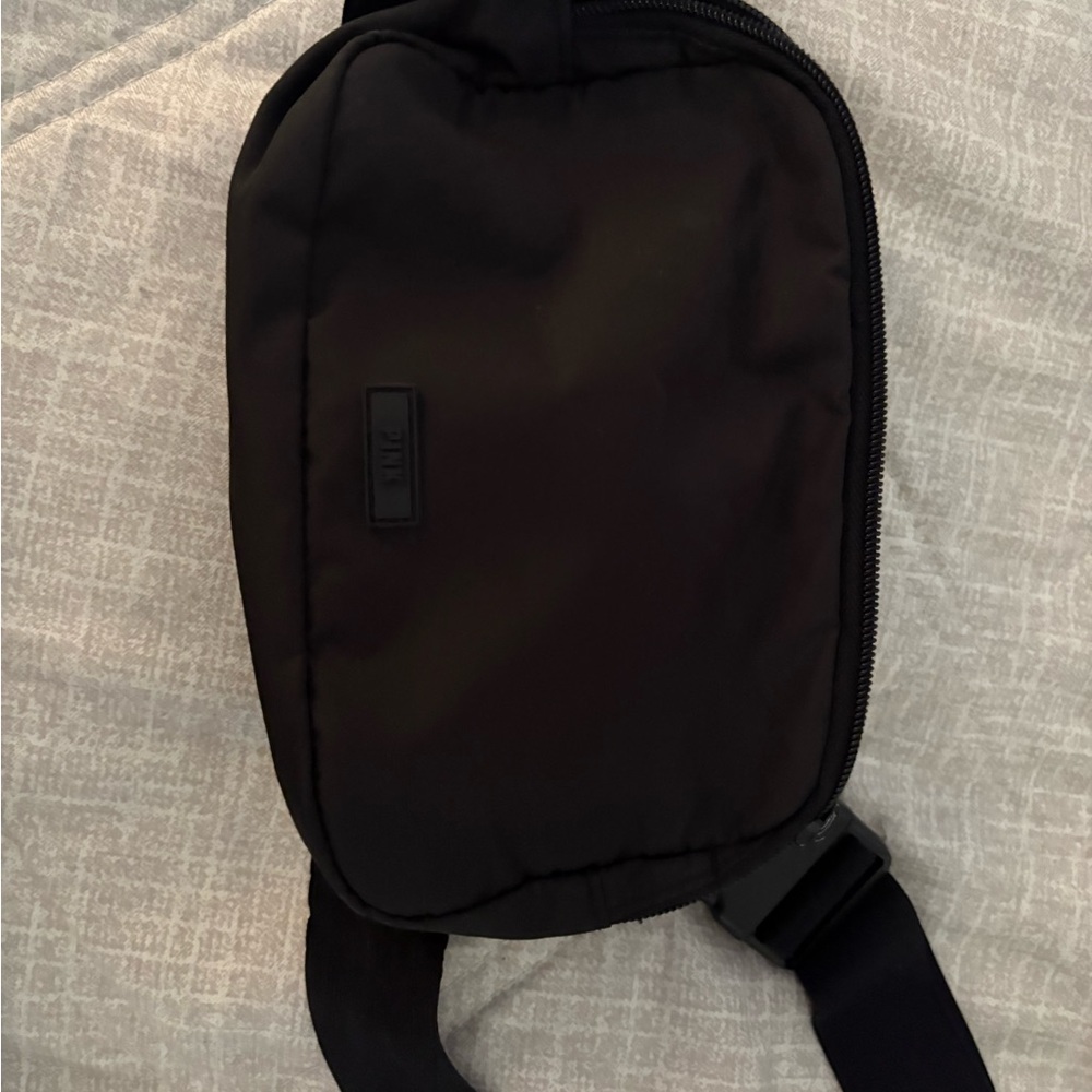 Nike Men's Black Belt Bag